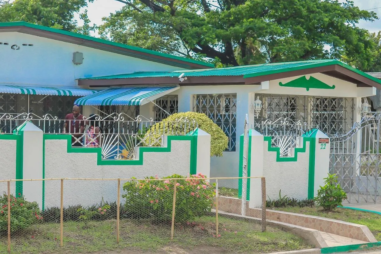 Willowdene Vacation Home Spanish Town Apartment